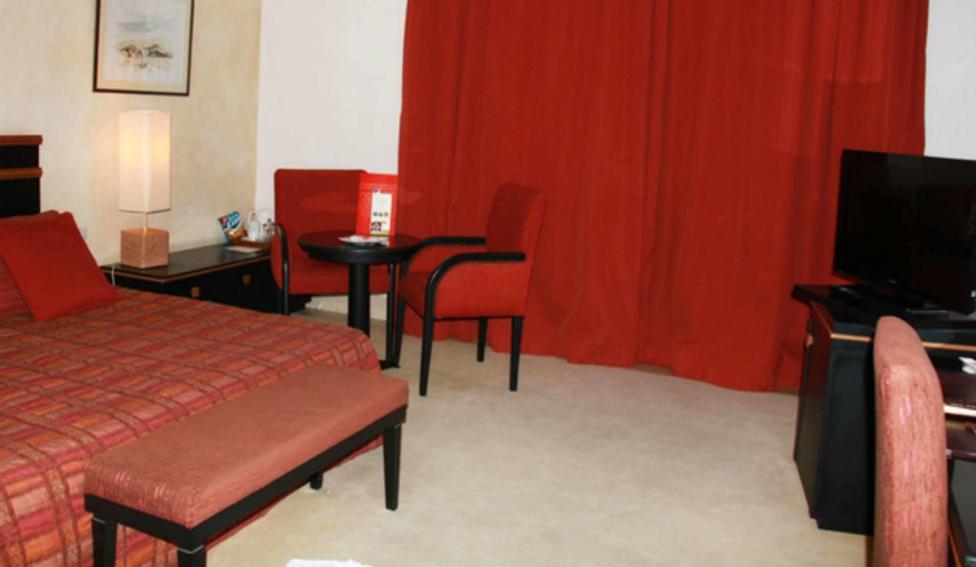Hotel Borj Dhiafa Sfax Esterno foto