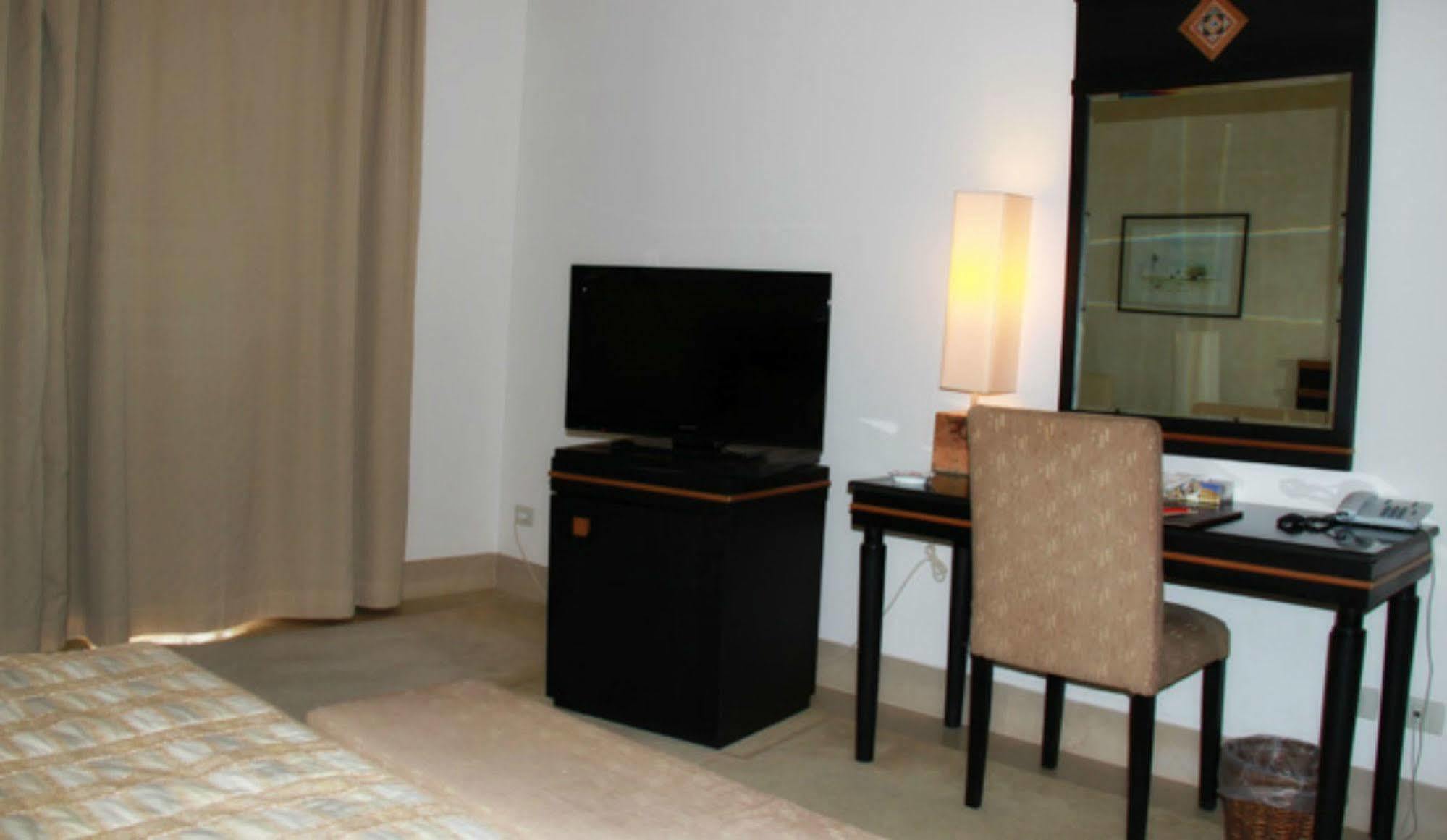 Hotel Borj Dhiafa Sfax Esterno foto